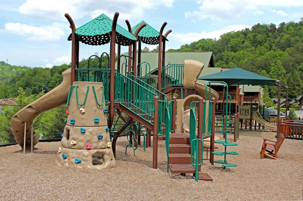 2Br Westgate Resort Sleeps 10 - Smoky Mtn Condo With Free Water Park Gatlinburg Esterno foto